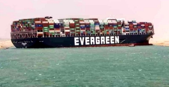 சுயஸ் கால்வாயில் புதைந்த கப்பல் விடுவிக்கப்பட்டது