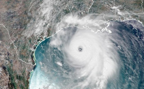 அமெரிக்காவை தாக்கவுள்ள சூறாவளி Laura