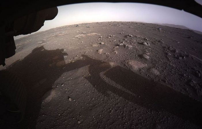 செவ்வாய் மாதிரி எடுத்தலை அமெரிக்கா கைவிட, சீனா தொடர்கிறது 